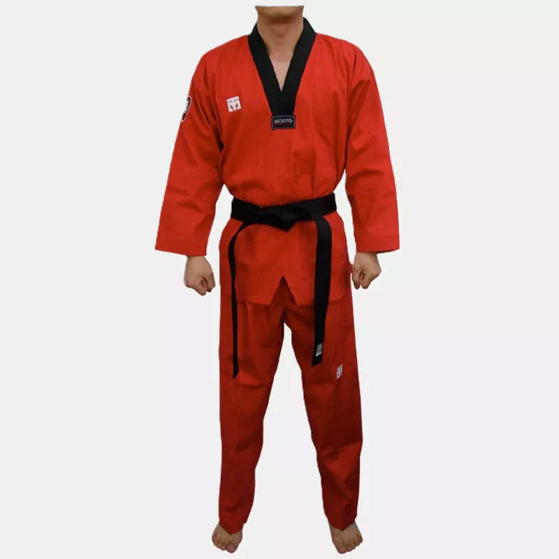 MOOTO Dobok rouge "Red Challenger" MOOTO Dobok rouge "Red Challenger"