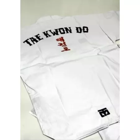 Dobok Basic 2 Flykick col blanc MOOTO WTF avec broderie "TAEKWONDO"