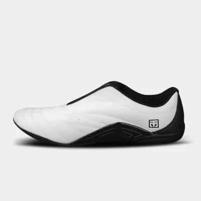 Chaussure de Taekwondo MOOTO WINGS (BLANC/NOIR)